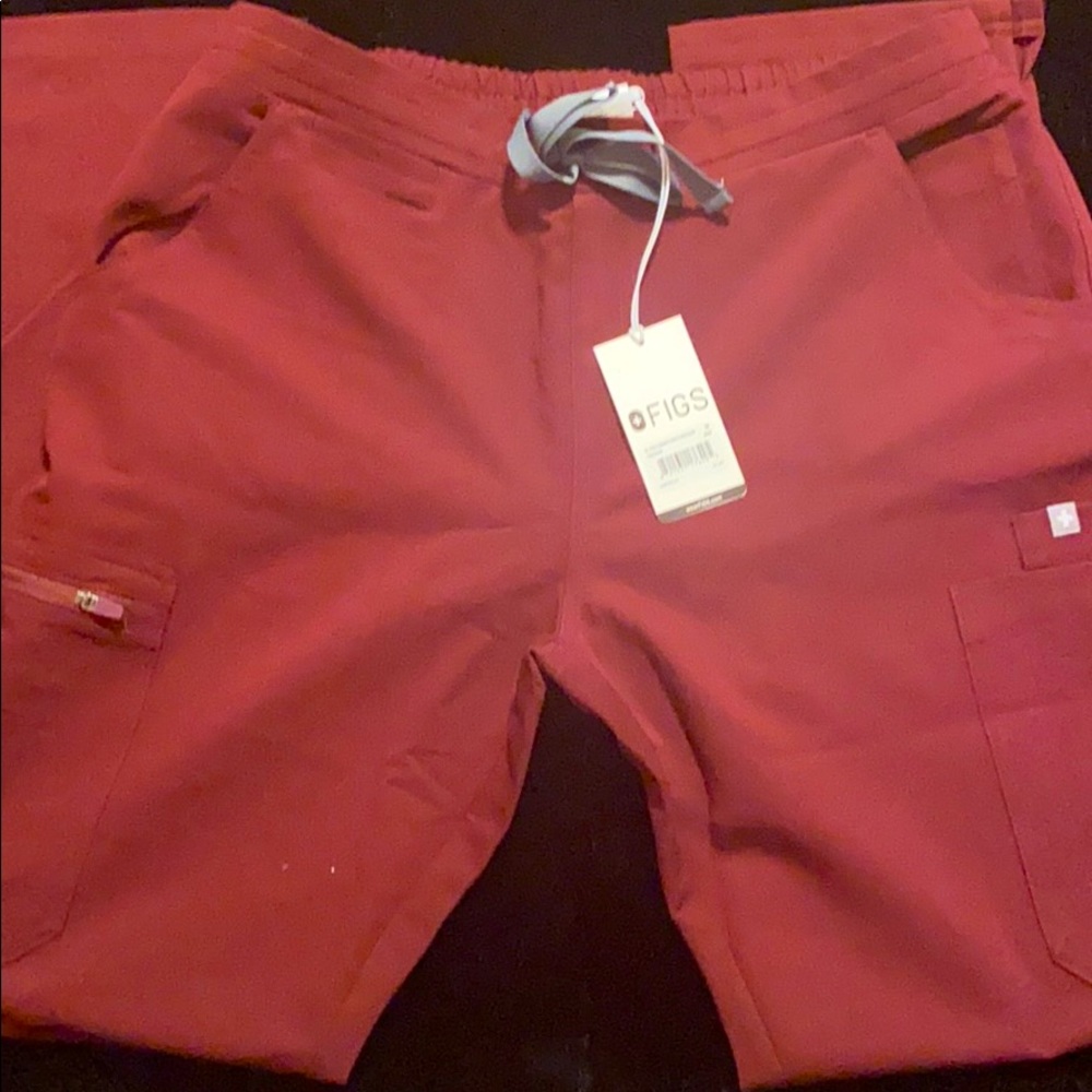 Figs women’s scrub pants
